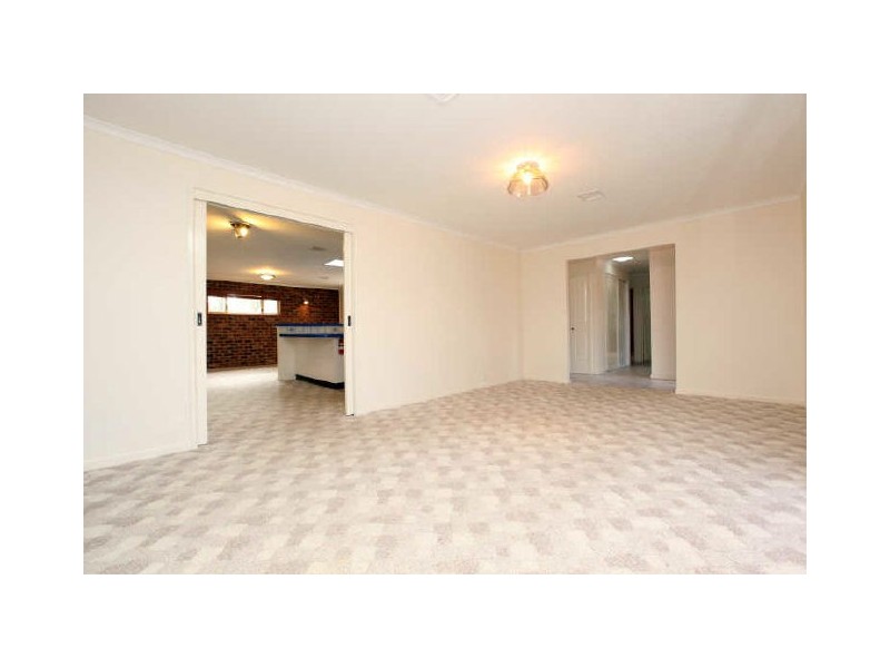 10 Mauger Place, Wanniassa ACT 2903