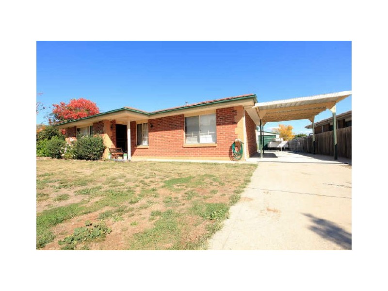 68 Tom Roberts Avenue, Conder ACT 2906