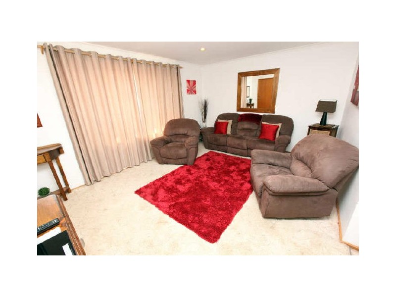 68 Tom Roberts Avenue, Conder ACT 2906