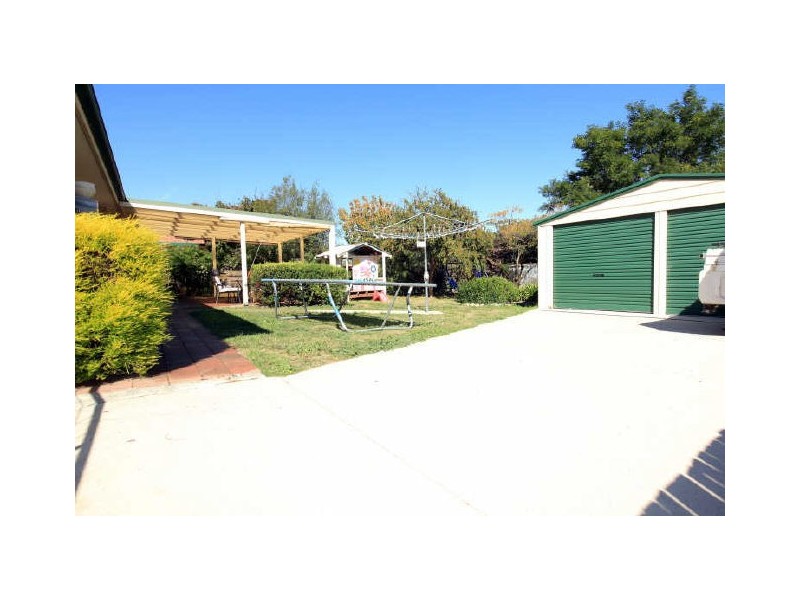 68 Tom Roberts Avenue, Conder ACT 2906