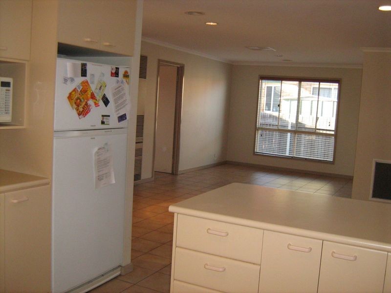 33 Hallstrom Circuit, Monash ACT 2904