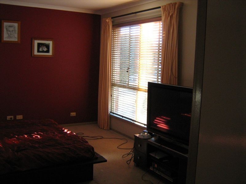 33 Hallstrom Circuit, Monash ACT 2904