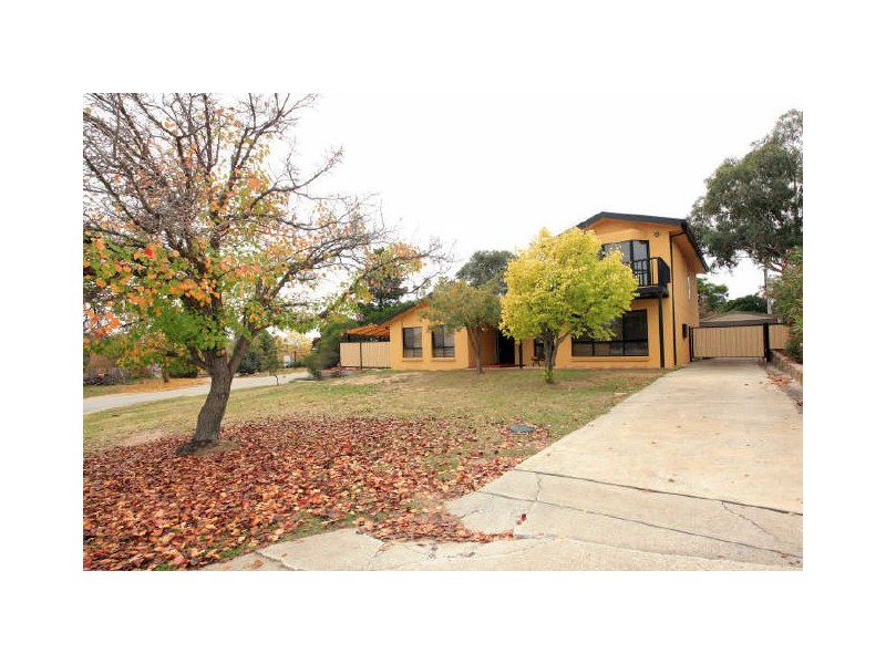 1 Golding Place, Chisholm ACT 2905