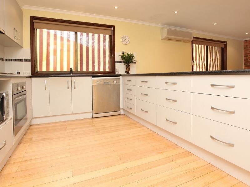 17 Castley Circuit, Kambah ACT 2902