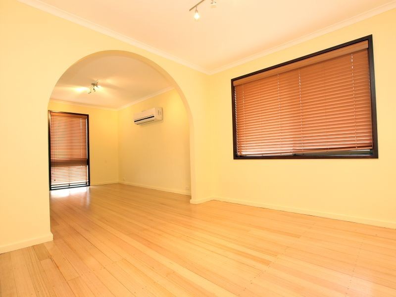 17 Castley Circuit, Kambah ACT 2902