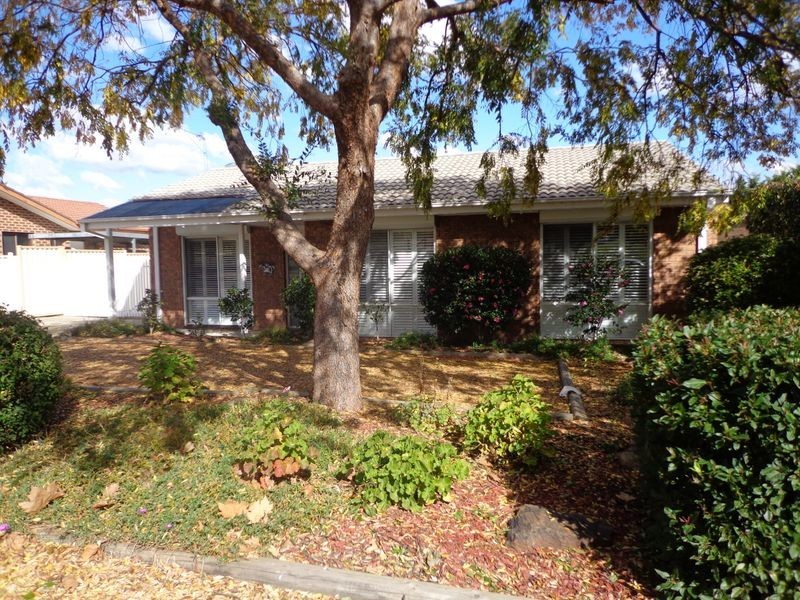 12 Midge Street, Gordon ACT 2906