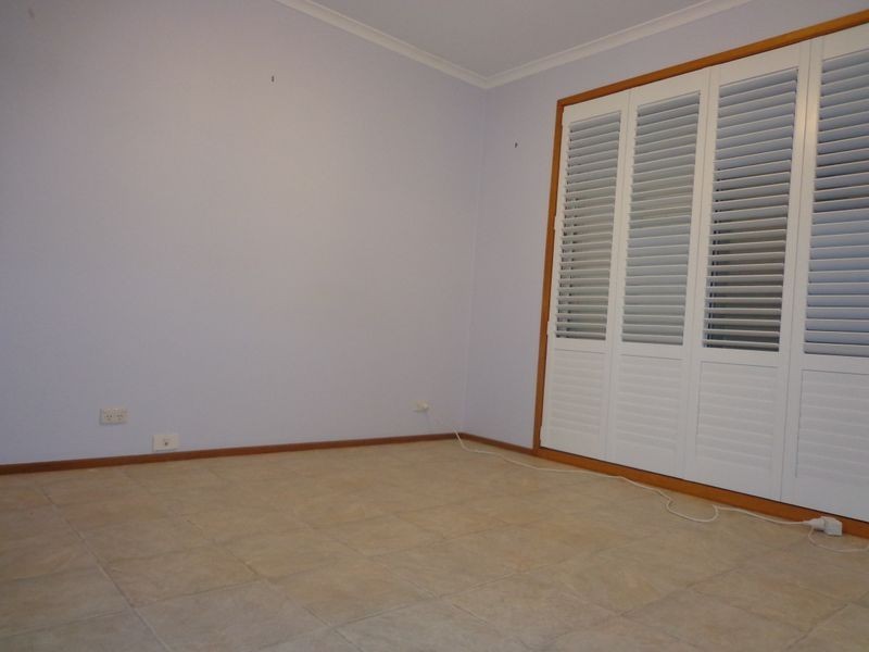 12 Midge Street, Gordon ACT 2906