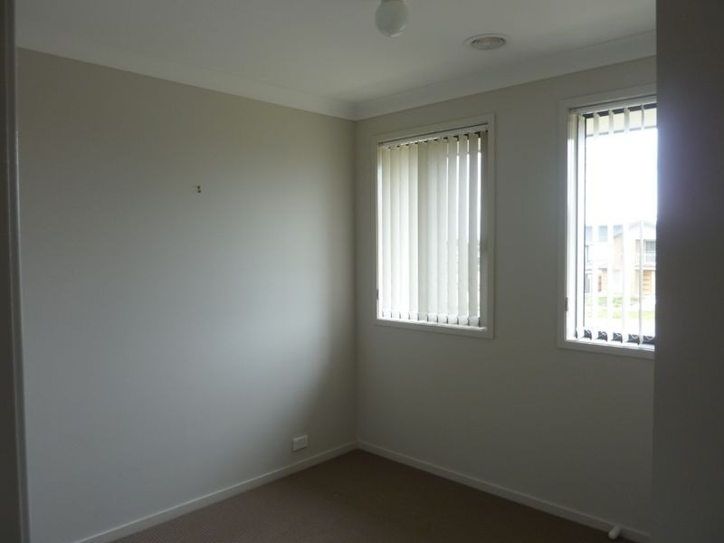 172 Oodgeroo Avenue, Franklin ACT 2913
