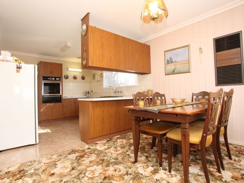 87 Munro Road, Queanbeyan NSW 2620