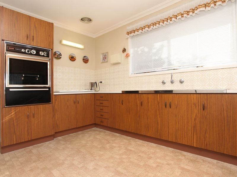 87 Munro Road, Queanbeyan NSW 2620