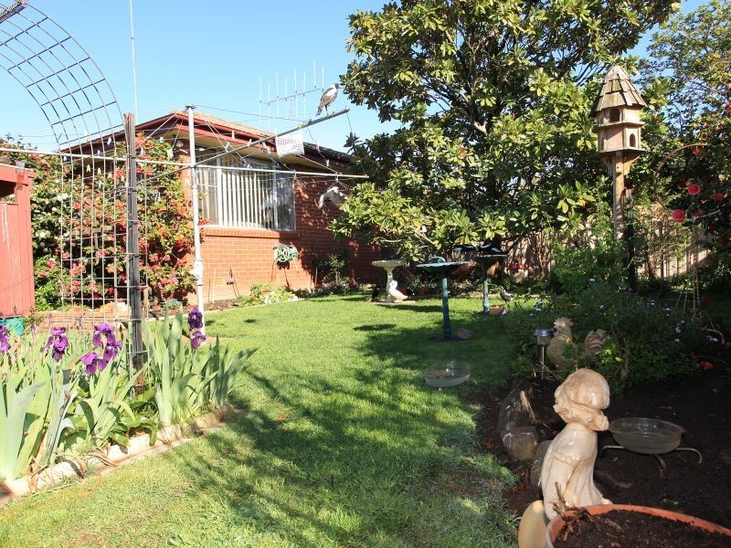 87 Munro Road, Queanbeyan NSW 2620