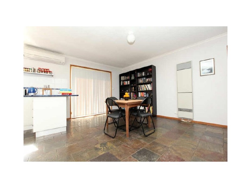 1/24 Beazley Crescent, Calwell ACT 2905