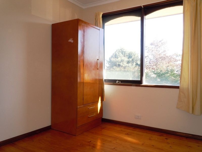4 Ahern Place, Monash ACT 2904