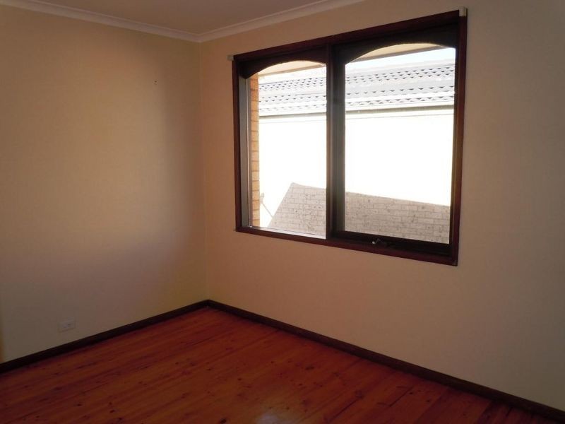 4 Ahern Place, Monash ACT 2904