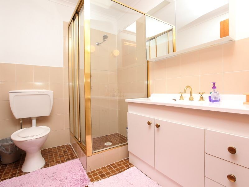 2/24 Booth Street, Queanbeyan NSW 2620