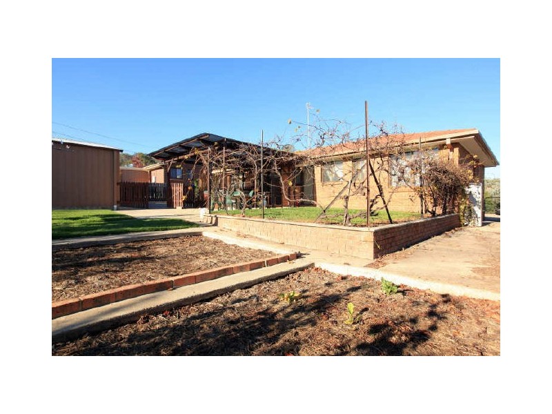 26 Pankhurst Crescent, Gilmore ACT 2905