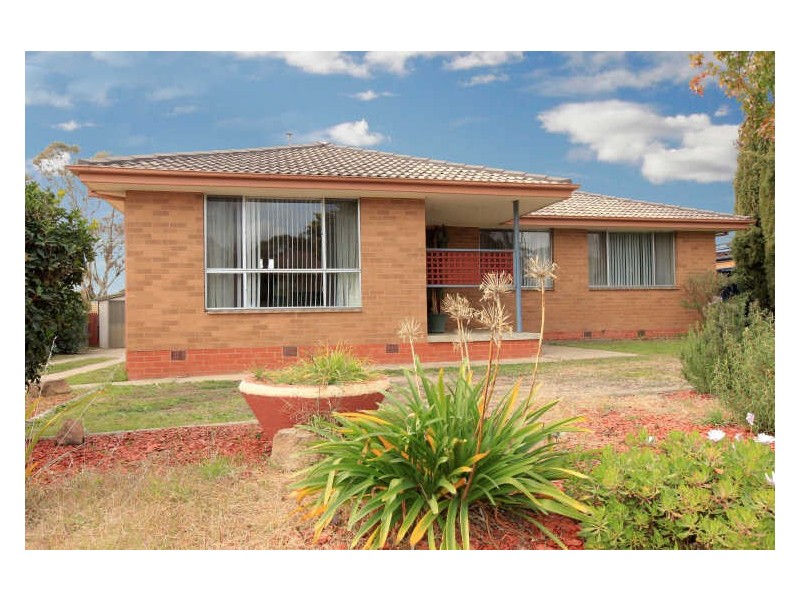 10 Ferrett Circuit, Kambah ACT 2902