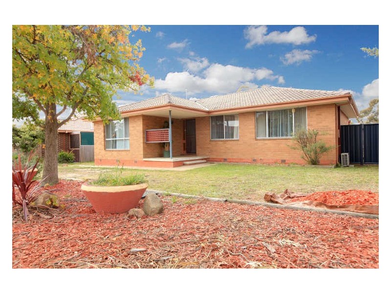 10 Ferrett Circuit, Kambah ACT 2902