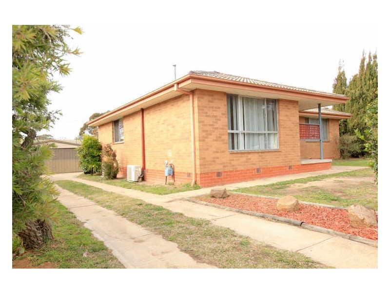 10 Ferrett Circuit, Kambah ACT 2902