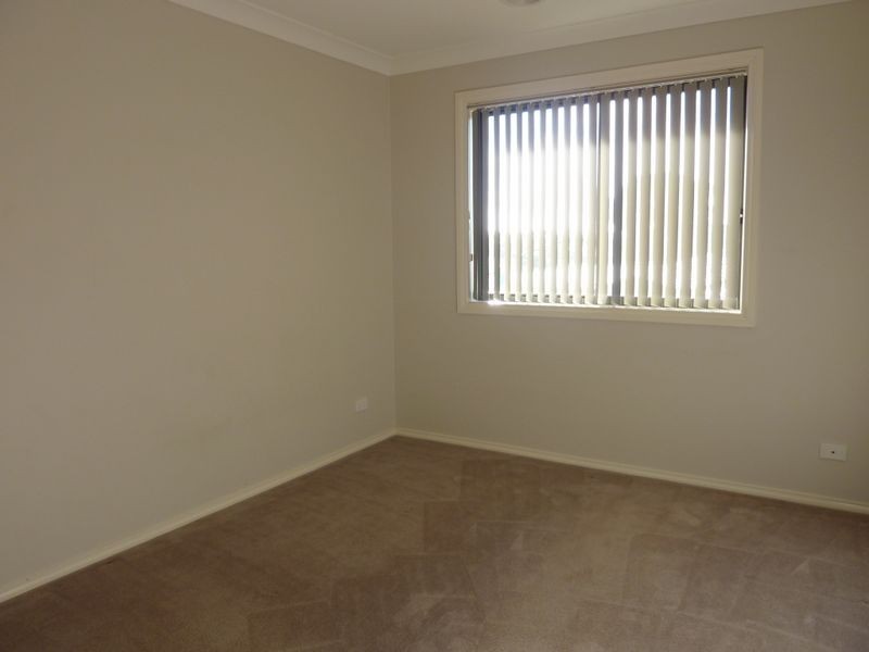 34 Glow Worm Grove, Harrison ACT 2914