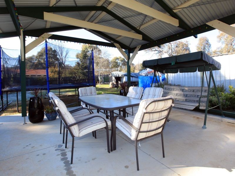 38 Beazley Crescent, Calwell ACT 2905