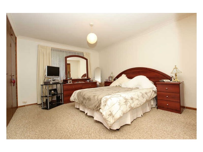 1 Crouch Place, Kambah ACT 2902