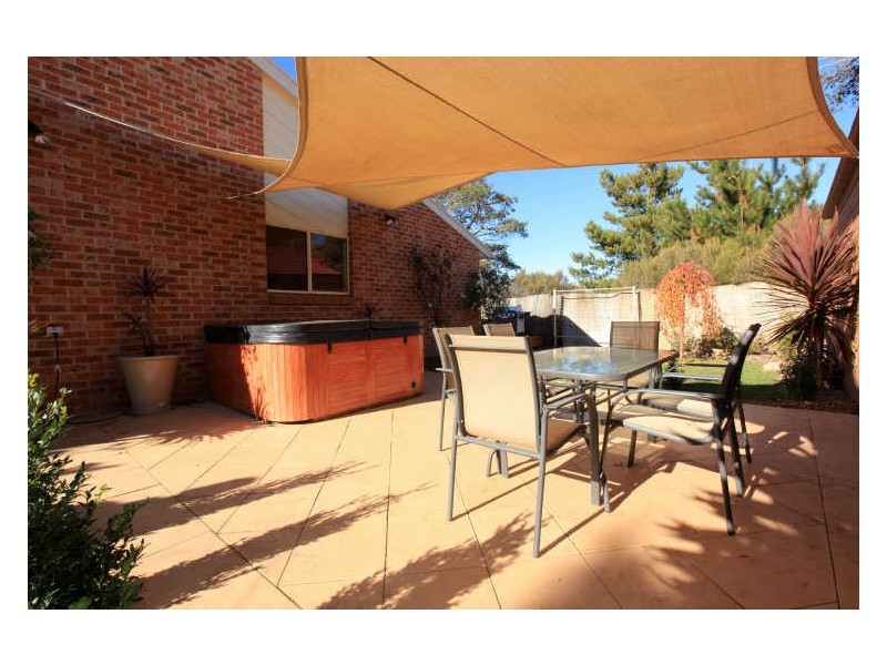 1/32 Fullerton Crescent, Richardson ACT 2905