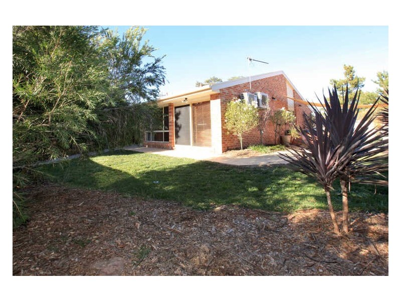 1/32 Fullerton Crescent, Richardson ACT 2905