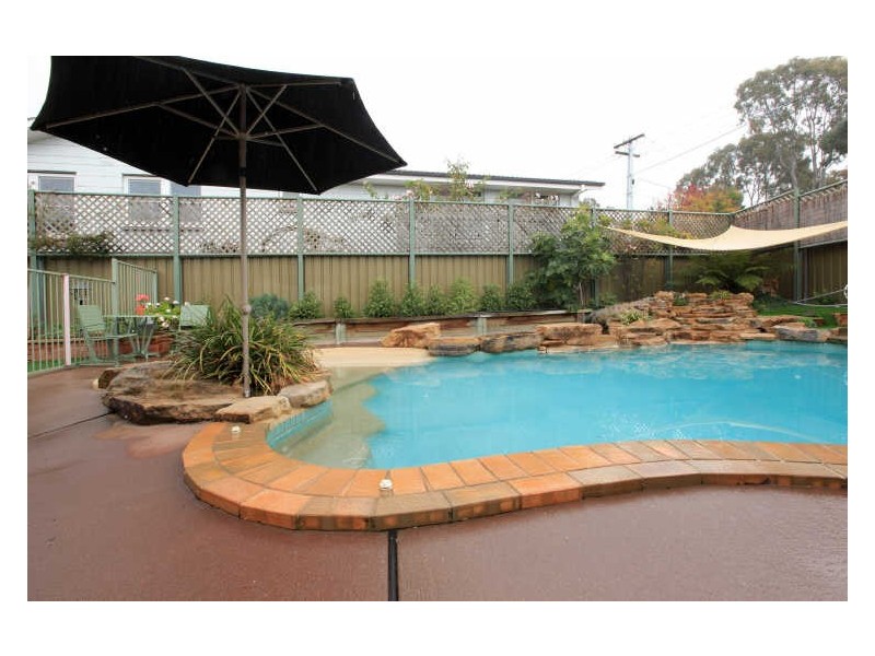 1 McNeil Place, Pearce ACT 2607