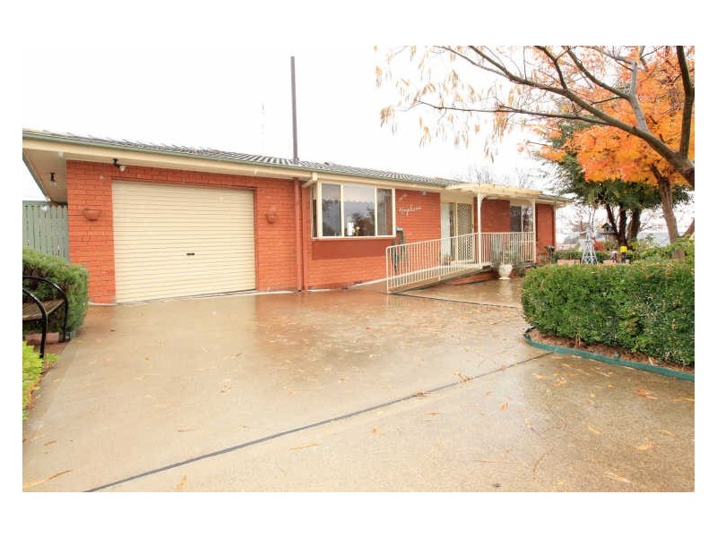 1 McNeil Place, Pearce ACT 2607