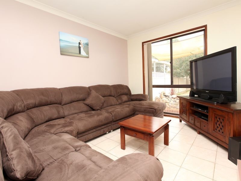 13 Dalziel Street, Gowrie ACT 2904