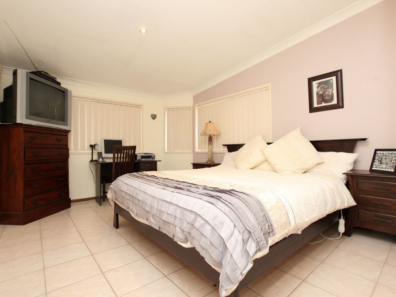 13 Dalziel Street, Gowrie ACT 2904