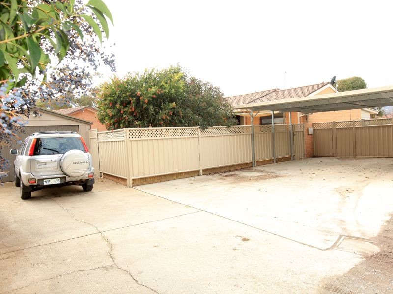 13 Dalziel Street, Gowrie ACT 2904