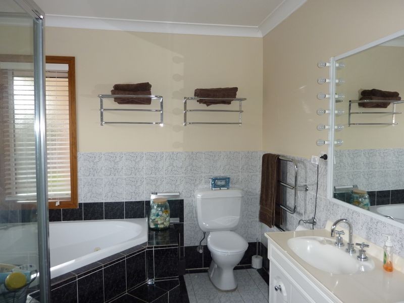 2 Kayser Place, Monash ACT 2904