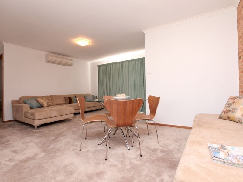 7/13 Ross Road, Queanbeyan NSW 2620