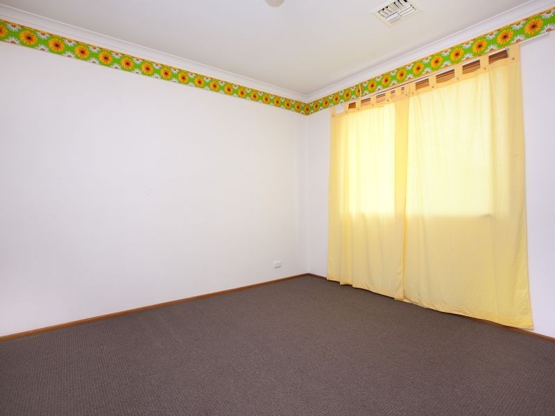 42 Pockett Avenue, Banks ACT 2906