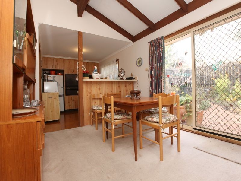 4/28 Ringrose Crescent, Isaacs ACT 2607