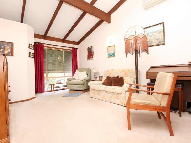 4/28 Ringrose Crescent, Isaacs ACT 2607