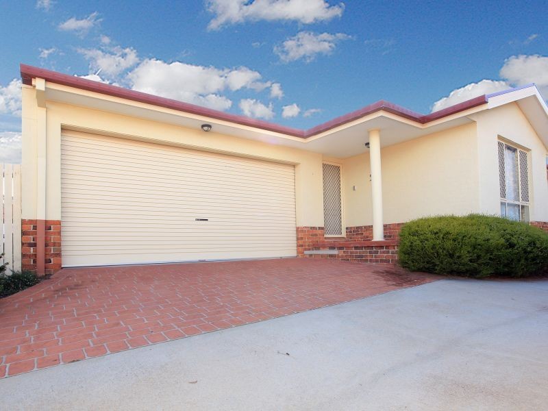 2/17 Whitford Place, Conder ACT 2906
