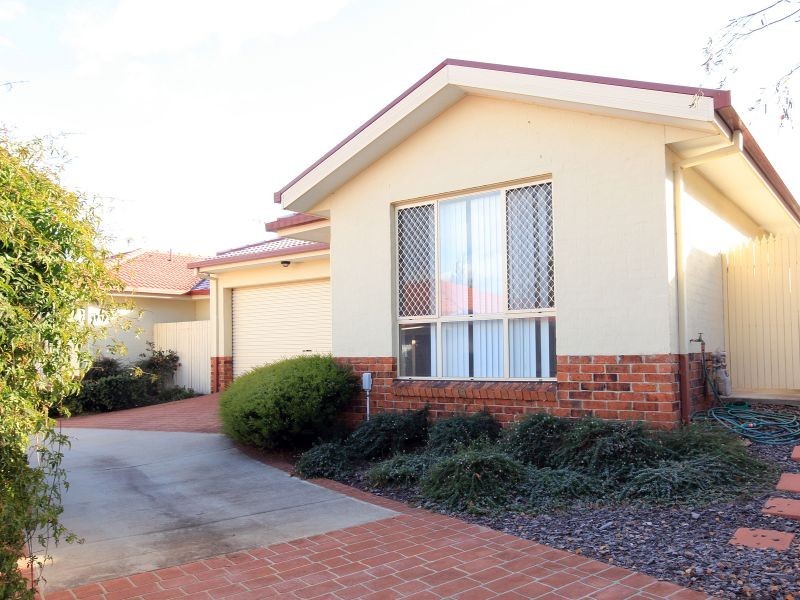 2/17 Whitford Place, Conder ACT 2906
