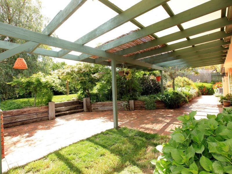 4 Breen Place, Jerrabomberra NSW 2619