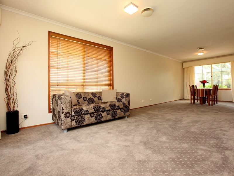 4 Breen Place, Jerrabomberra NSW 2619
