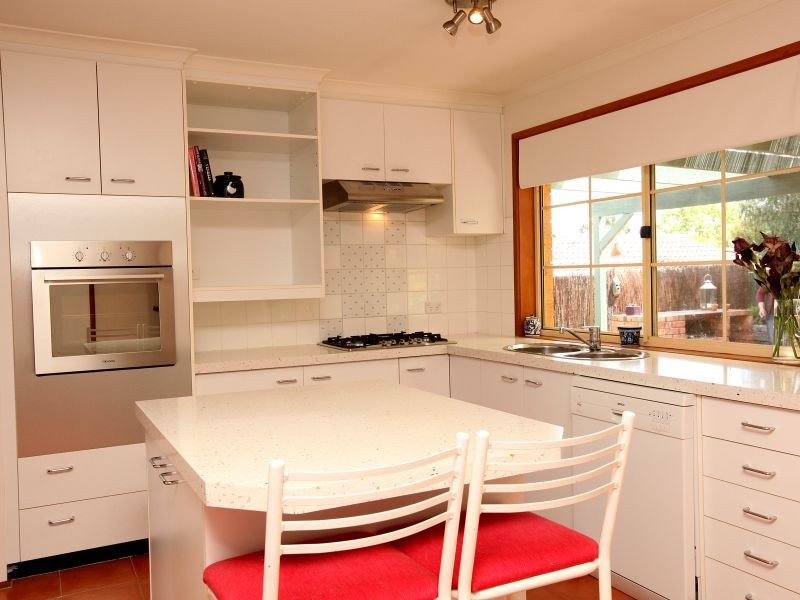 4 Breen Place, Jerrabomberra NSW 2619