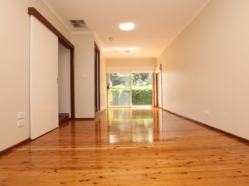 4 Breen Place, Jerrabomberra NSW 2619