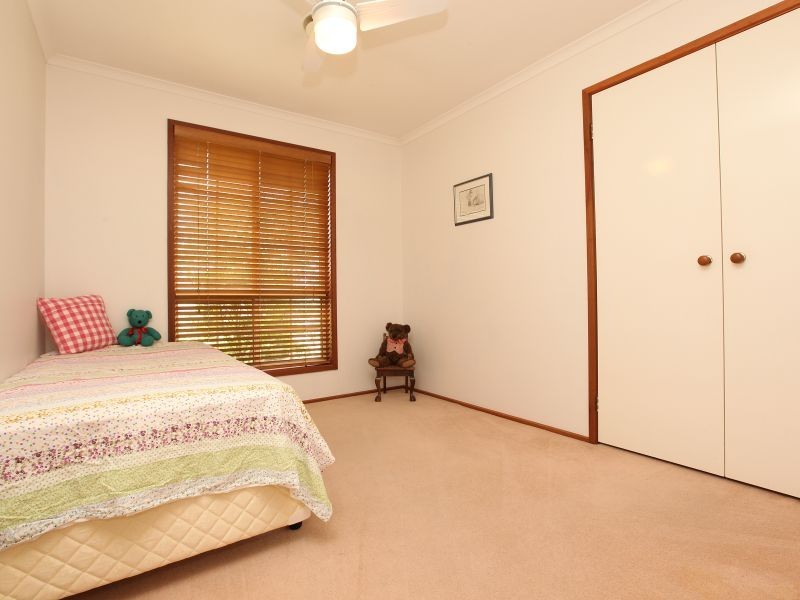 4 Breen Place, Jerrabomberra NSW 2619