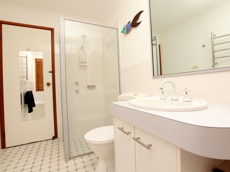 4 Breen Place, Jerrabomberra NSW 2619