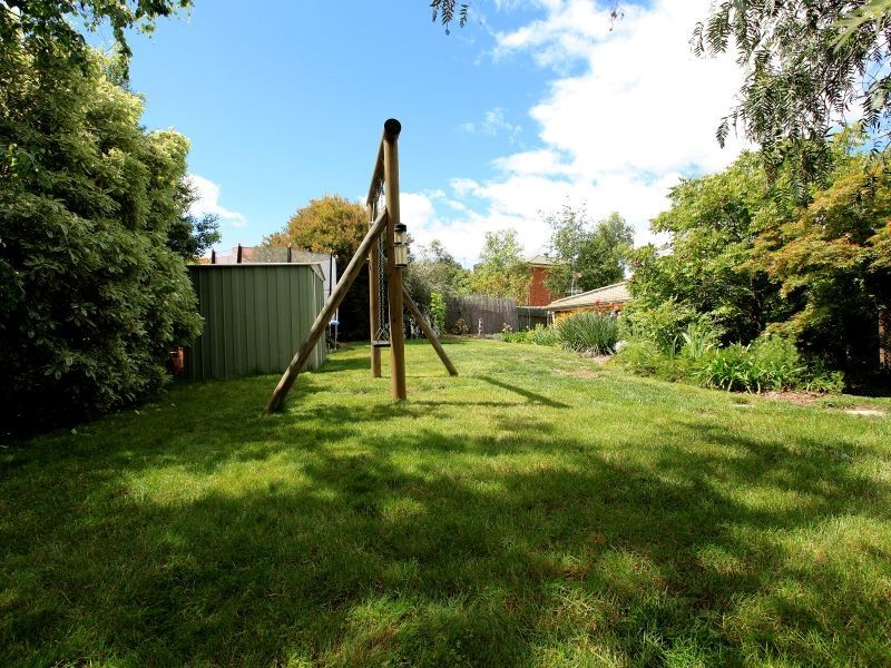 4 Breen Place, Jerrabomberra NSW 2619