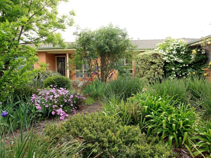 4 Breen Place, Jerrabomberra NSW 2619