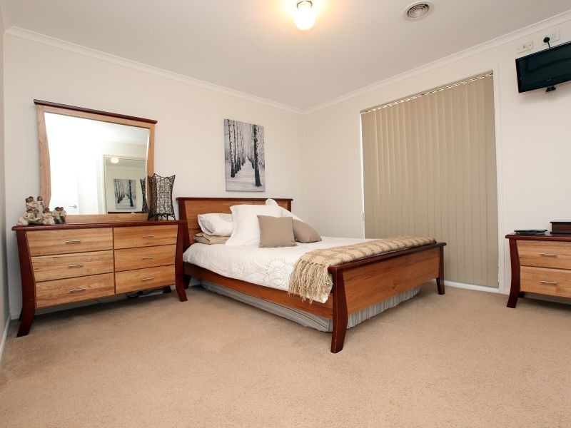 4 Gask Place, Bonython ACT 2905