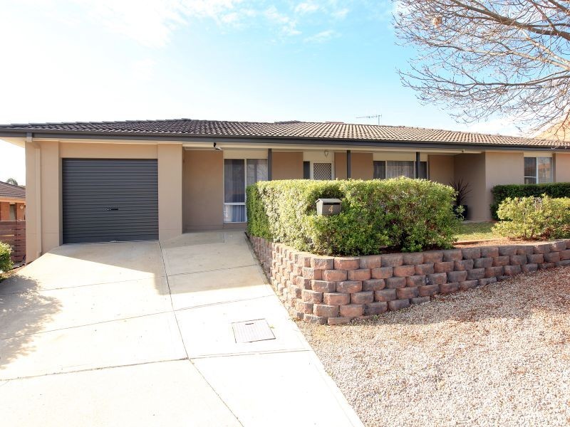 4 Gask Place, Bonython ACT 2905